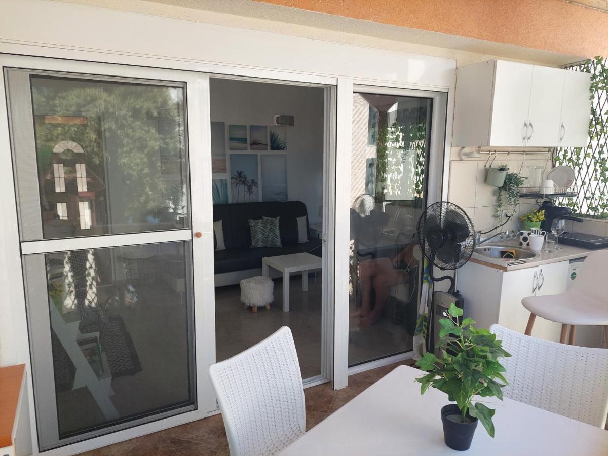 Beach Apartment With Beach Chairs N.1 Utjeha Εξωτερικό φωτογραφία