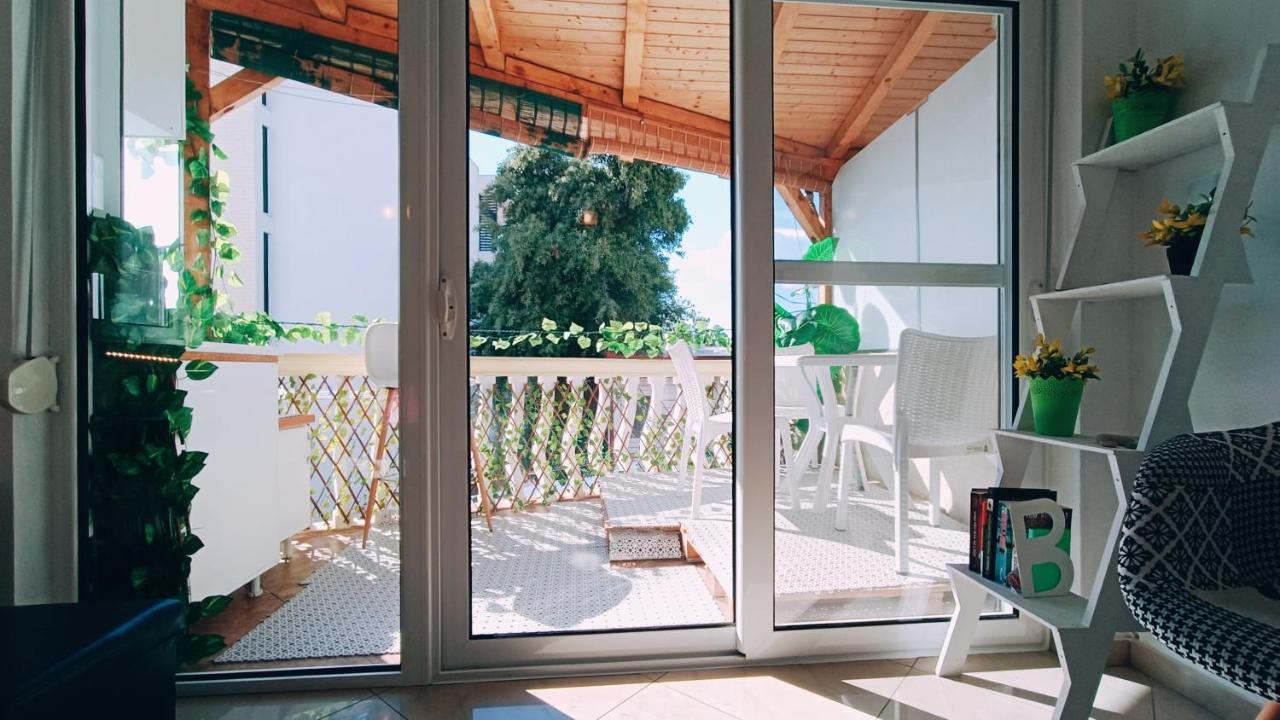 Beach Apartment With Beach Chairs N.1 Utjeha Εξωτερικό φωτογραφία