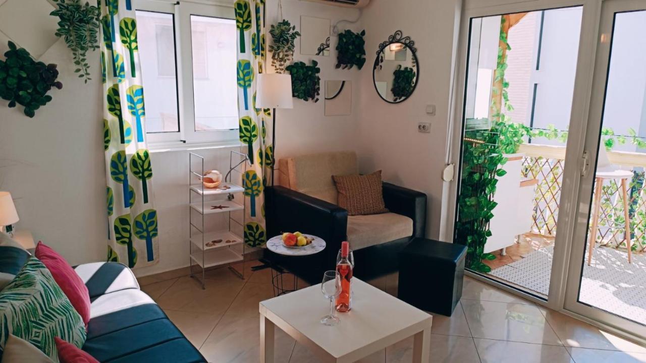 Beach Apartment With Beach Chairs N.1 Utjeha Εξωτερικό φωτογραφία