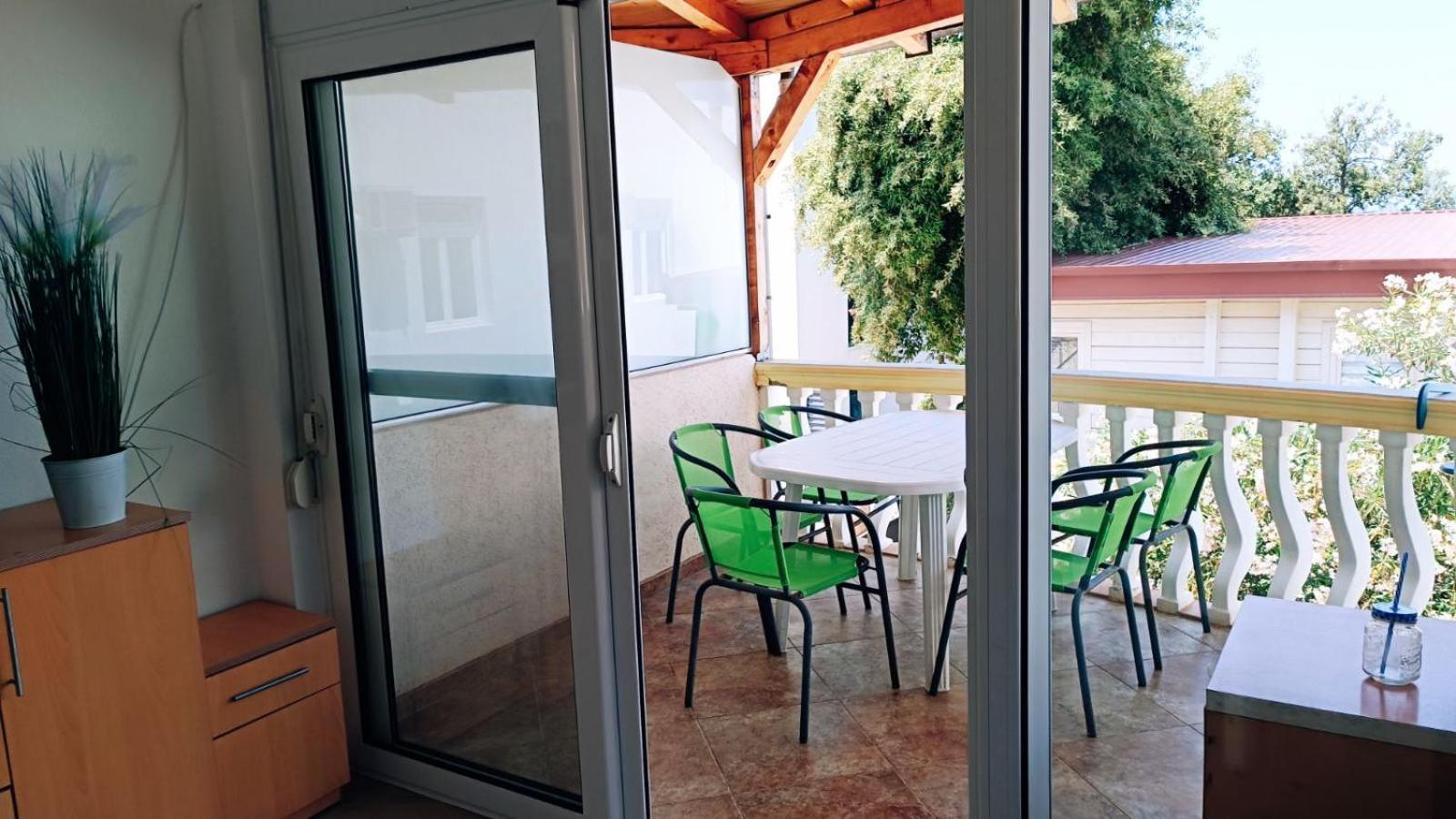 Beach Apartment With Beach Chairs N.1 Utjeha Δωμάτιο φωτογραφία