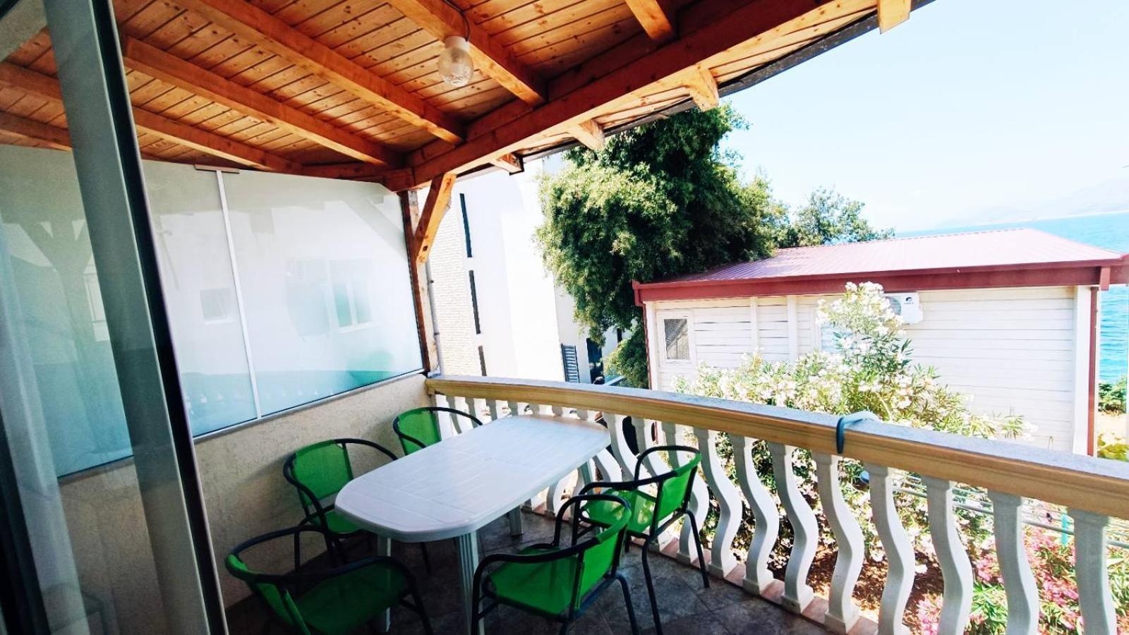 Beach Apartment With Beach Chairs N.1 Utjeha Δωμάτιο φωτογραφία
